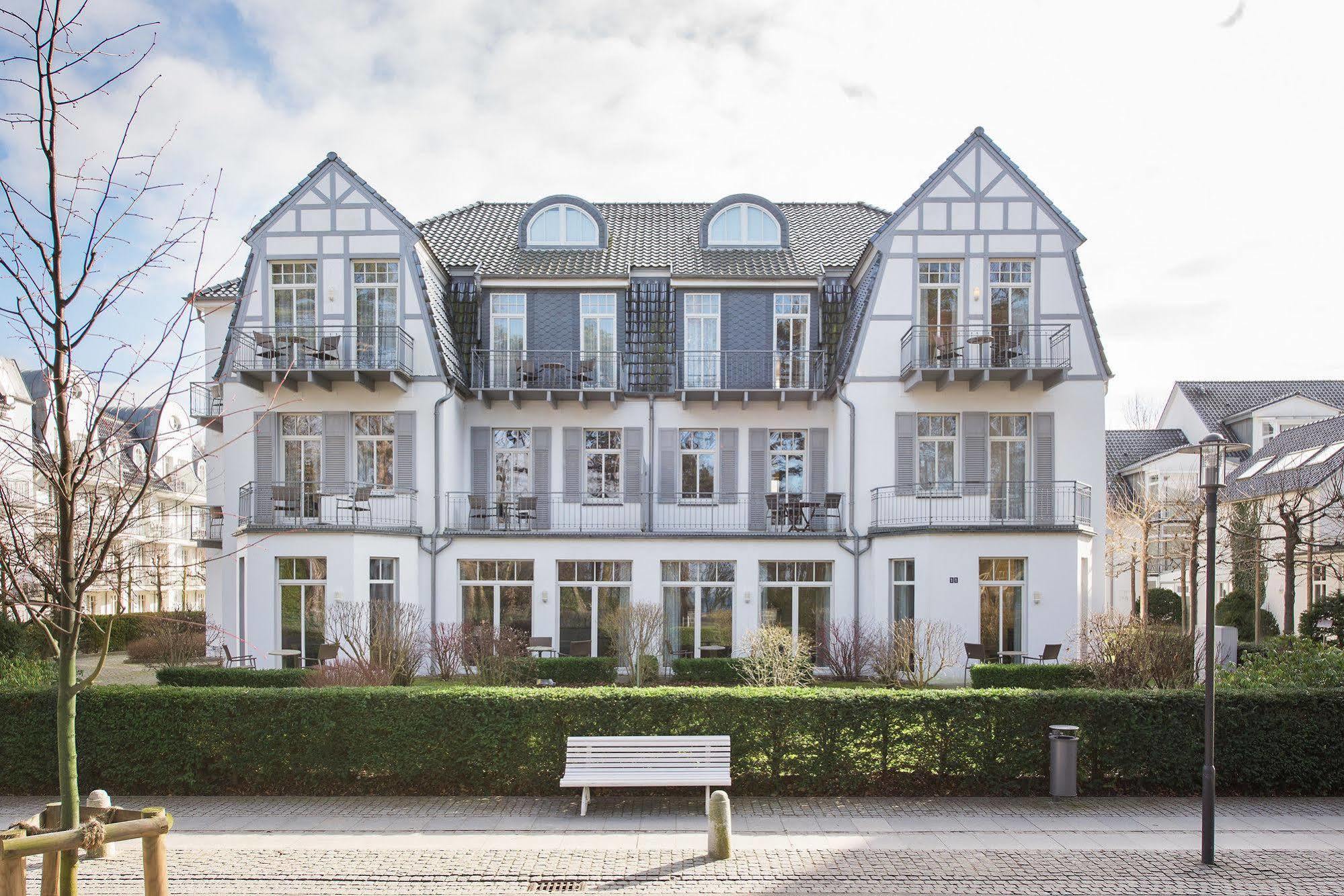 Aparthotel Kuehlungsborn, Villa Am Konzertgarten Екстер'єр фото
